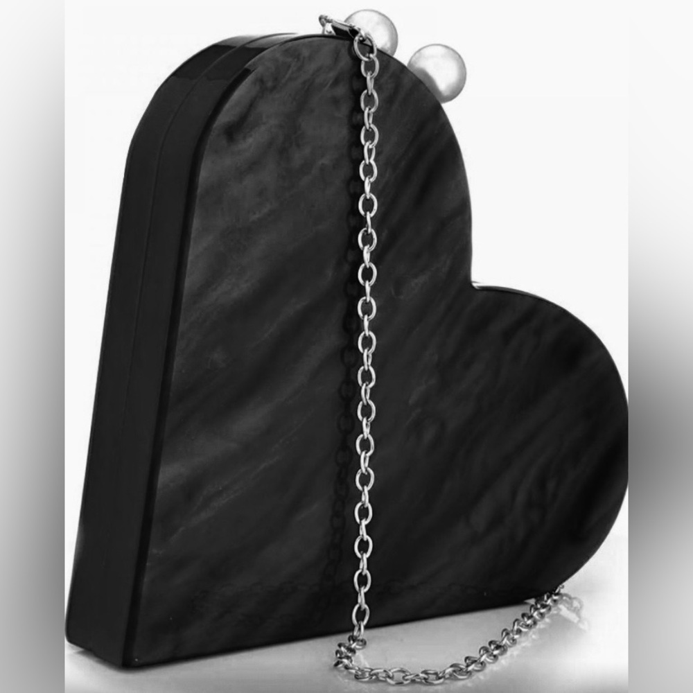 NWT Black acrylic Heart-Shaped Bag with gold Chain